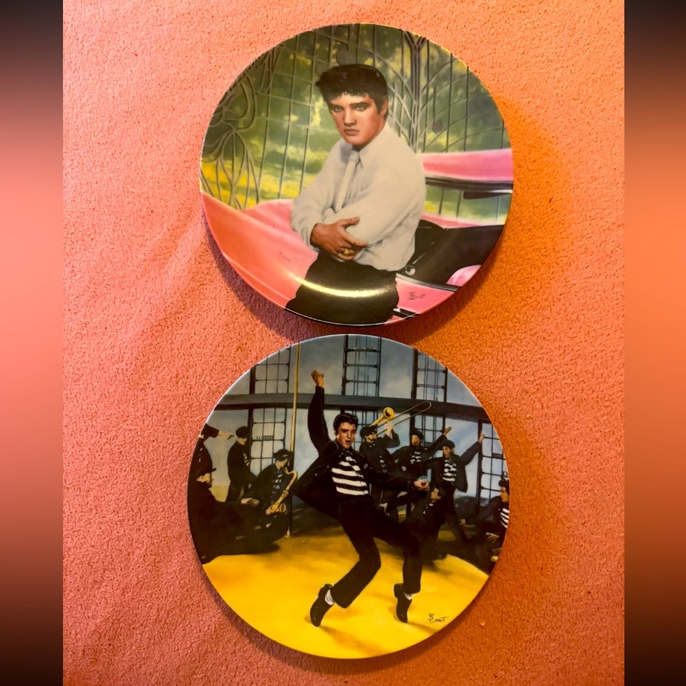Elvis Presley Delphi Collectors Plates